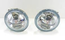 Load image into Gallery viewer, GTH-001 200 series Hiace 1,2,3 type previous term genuine type fog lamp
